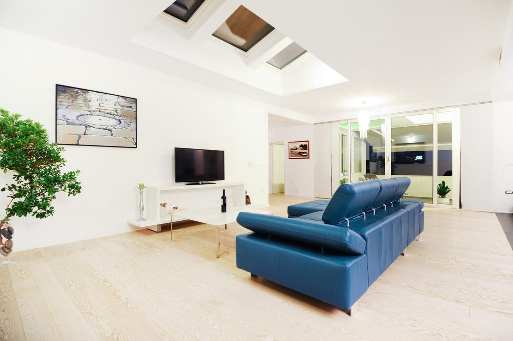 زادار Penthouse Apartment الغرفة الصورة