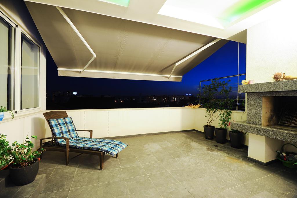 زادار Penthouse Apartment الغرفة الصورة